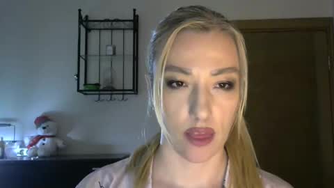 Alina online show from 1, 3, 2025