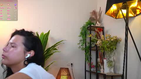 Snapshot of wildahankin chatting on 16, 6, 2026 Mia online show from 16, 6, 2026