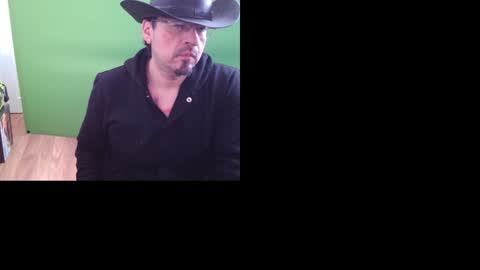 Snapshot of wildealexyz chatting on 5, 12, 2024 WildeAlex online show from 5, 12, 2024