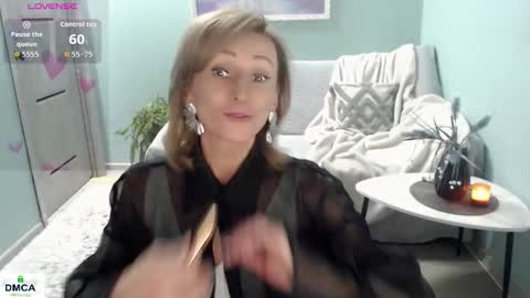 Helen online show from 27, 3, 2026