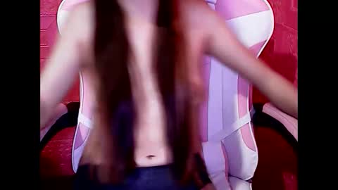 wildhorny_asian online show from 3, 3, 2025