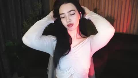 Alena online show from 10, 11, 2025