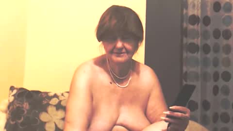 WildRedCat online show from 17, 11, 2025