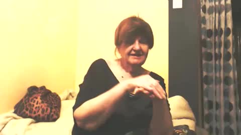 Snapshot of wildredcat chatting on 19, 4, 2026 WildRedCat online show from 19, 4, 2026