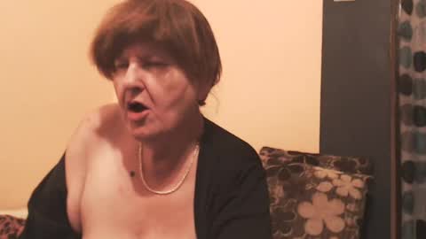 Snapshot of wildredcat chatting on 18, 6, 2026 WildRedCat online show from 18, 6, 2026