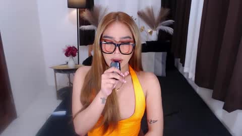 Snapshot of wildsassy0719 chatting on 7, 1, 2025 shea online show from 7, 1, 2025