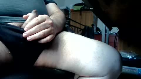 Snapshot of willcoyote chatting on 26, 10, 2025 Willy online show from 26, 10, 2025