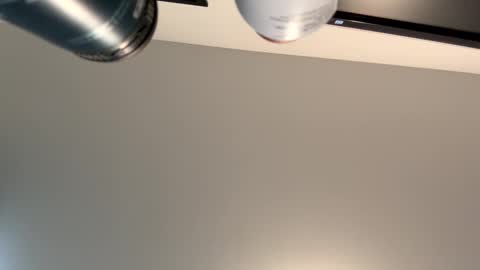 Snapshot of william1013 chatting on 17, 12, 2025 william1013 online show from 17, 12, 2025