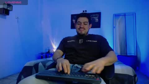 Snapshot of william_steel_ chatting on 18, 5, 2026 William Steel online show from 18, 5, 2026