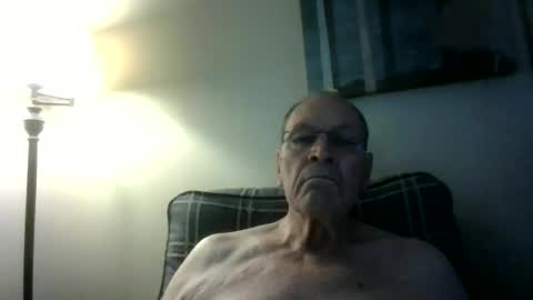 Snapshot of williamduer4 chatting on 27, 7, 2026 BillyJohn online show from 27, 7, 2026