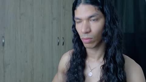 Snapshot of willy_veins chatting on 5, 2, 2026 willy_veins online show from 5, 2, 2026