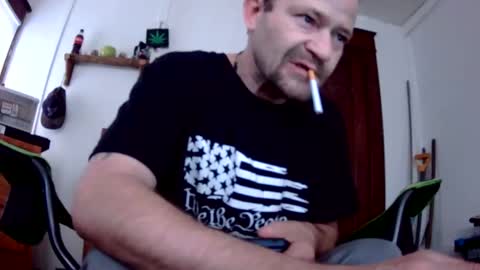 Snapshot of willydogg83 chatting on 12, 4, 2026 willydogg83 online show from 12, 4, 2026
