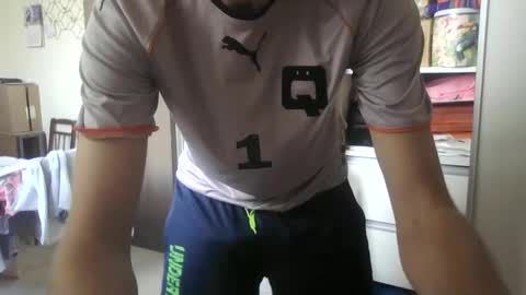 Snapshot of willyturin chatting on 1, 12, 2025 willyturin online show from 1, 12, 2025