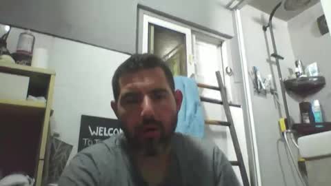Snapshot of windowpane5 chatting on 11, 9, 2025 windowpane online show from 11, 9, 2025