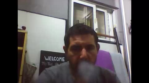 Snapshot of windowpane5 chatting on 19, 12, 2025 windowpane online show from 19, 12, 2025