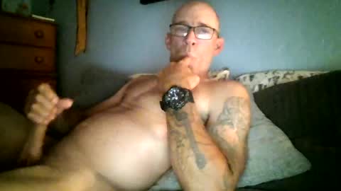 wingnutt765733498294 online show from 28, 6, 2026