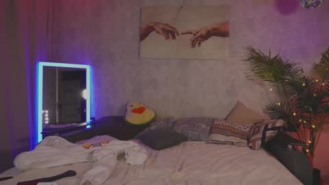 Your little D online show from 7, 2, 2025