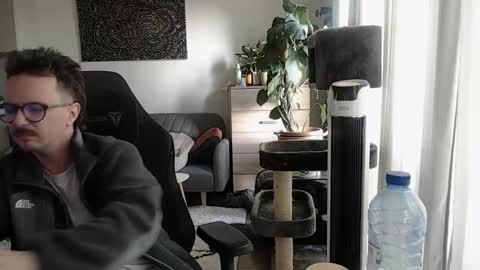 Snapshot of winnydepooh chatting on 16, 3, 2026 cream36 online show from 16, 3, 2026