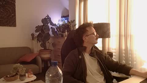 Snapshot of winnydepooh chatting on 18, 3, 2026 cream36 online show from 18, 3, 2026