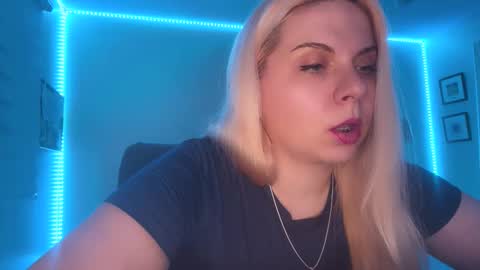 Snapshot of winter_miracle chatting on 12, 1, 2026 Winter Miracle online show from 12, 1, 2026