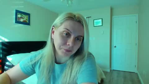 Snapshot of winter_miracle chatting on 17, 2, 2026 Winter Miracle online show from 17, 2, 2026