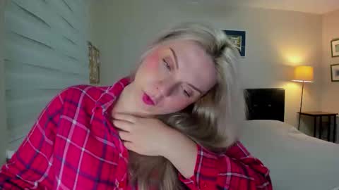 Snapshot of winter_miracle chatting on 23, 2, 2026 Winter Miracle online show from 23, 2, 2026