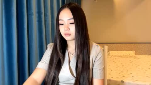 Snapshot of winterluchini chatting on 22, 11, 2025 Amina online show from 22, 11, 2025