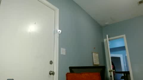 Snapshot of wishhwashy22 chatting on 13, 12, 2024 Chanel online show from 13, 12, 2024