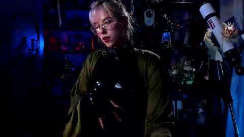 Goddess of two strapons  - Mr. long Don Mr. Pinky online show from 17, 2, 2025