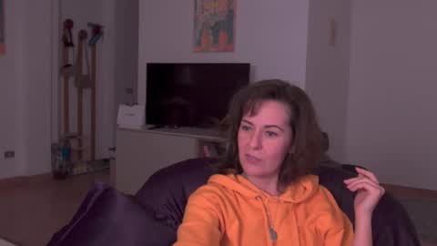 Witch in Silk online show from 16, 10, 2025