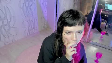 Snapshot of witches_curves chatting on 27, 12, 2024 Nemo online show from 27, 12, 2024
