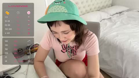Snapshot of witches_curves chatting on 18, 1, 2025 Nemo online show from 18, 1, 2025