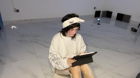 Snapshot of witches_curves chatting on 6, 3, 2025 Nemo online show from 6, 3, 2025