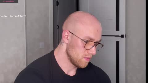 Wlademar online show from 2, 11, 2025