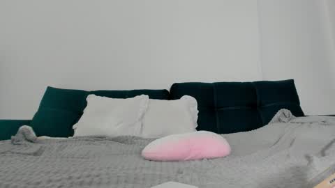 wladilia online show from 1, 11, 2025