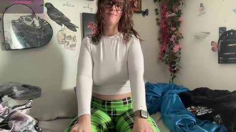 Snapshot of wldntulik2no chatting on 24, 3, 2026 Moth online show from 24, 3, 2026