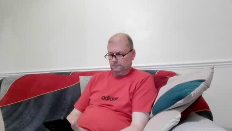 Snapshot of wobble444 chatting on 5, 7, 2026 wobble444 online show from 5, 7, 2026