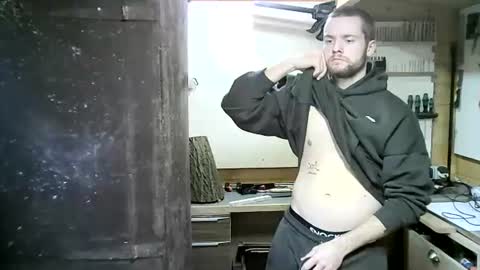 Snapshot of wolf021221 chatting on 25, 10, 2025 wolf021221 online show from 25, 10, 2025