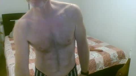 Snapshot of wolfgangamozart chatting on 28, 11, 2025 Amadeus Mozart online show from 28, 11, 2025