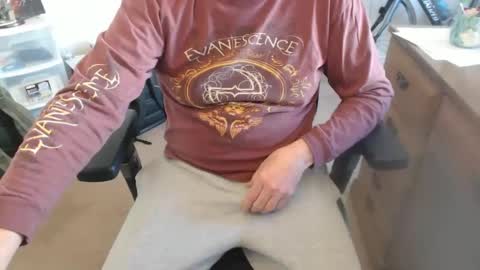 wolfie0717 online show from 9, 3, 2025