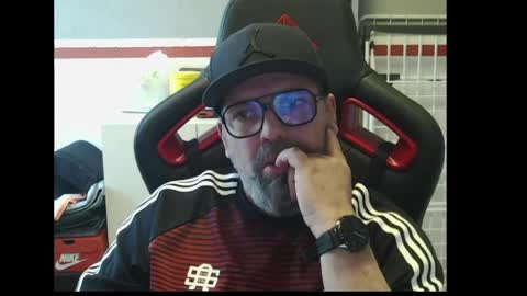 Adam online show from 12, 5, 2026