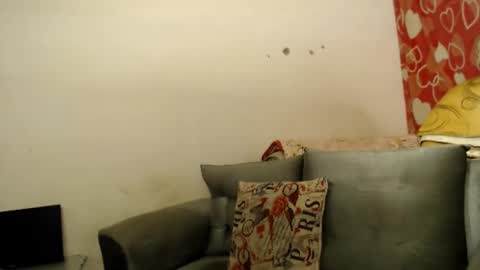 SHENIEL RODRIGUEZ online show from 17, 12, 2024