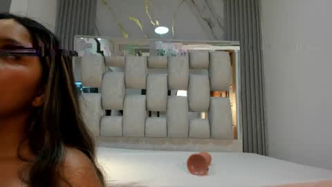 Snapshot of wonderkloe_ chatting on 1, 5, 2026 wonderkloe_ online show from 1, 5, 2026