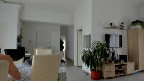 Snapshot of woolfiie chatting on 21, 1, 2025 Wolfie online show from 21, 1, 2025