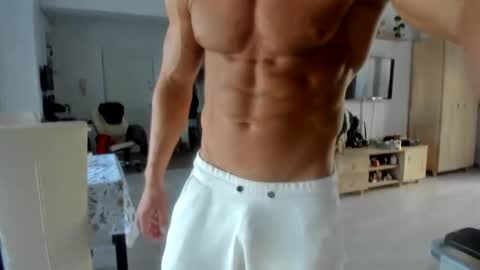 Snapshot of woolfiie chatting on 8, 9, 2025 Wolfie online show from 8, 9, 2025