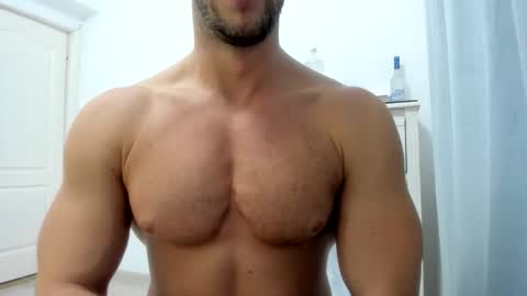 Snapshot of woolfiie chatting on 6, 11, 2025 Wolfie online show from 6, 11, 2025