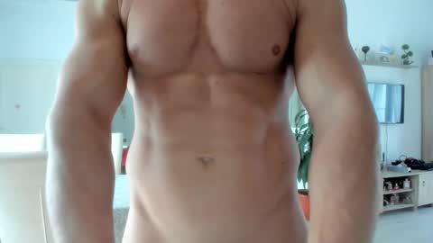 Snapshot of woolfiie chatting on 14, 11, 2025 Wolfie online show from 14, 11, 2025