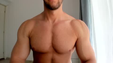 Snapshot of woolfiie chatting on 15, 5, 2026 Wolfie online show from 15, 5, 2026
