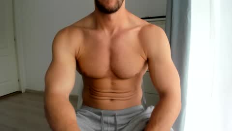 Snapshot of woolfiie chatting on 20, 5, 2026 Wolfie online show from 20, 5, 2026