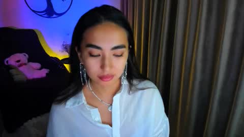 Snapshot of worldofkim chatting on 25, 11, 2025 dudetta Kim online show from 25, 11, 2025